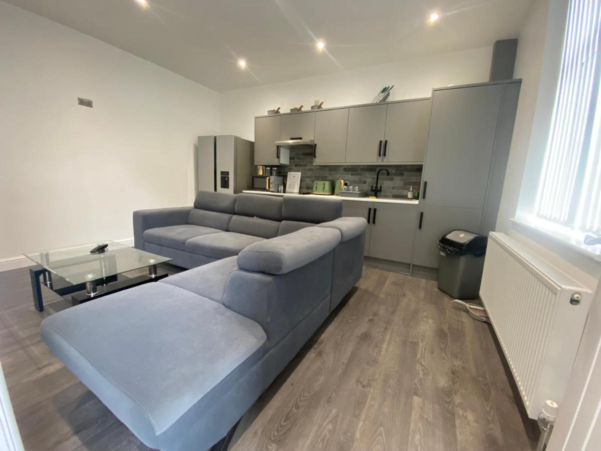 Villa Entire Luxury House Elland Exterior foto